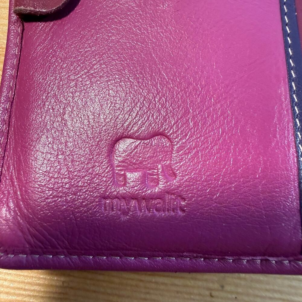 Leather Zip Wallet - Fuchsia - Picture 3 of 8